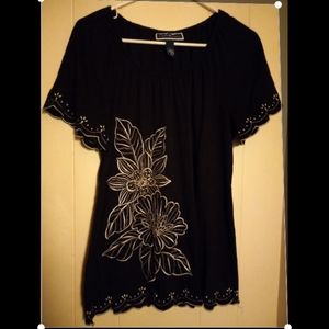Black flowers Large top